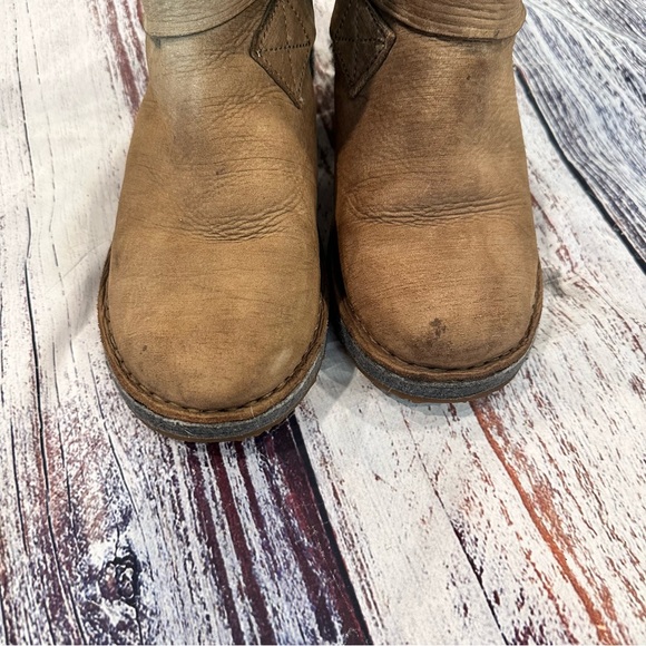 Sorel Chipahko Leather and Felt Blanket Boots - Picture 10 of 10